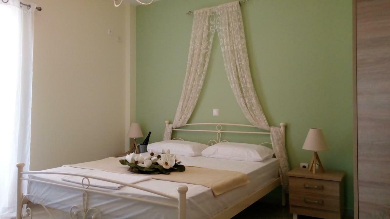 John Apartments Drepano  外观 照片